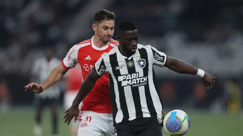 Alario anda con la pólvora mojada. Foto: Getty.