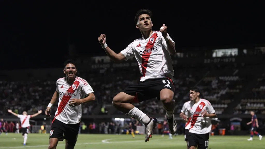 Ian Subiabre viene de romperla en Reserva y tiene contrato con River hasta fines de 2026. Foto: LPM / Diego Haliasz.