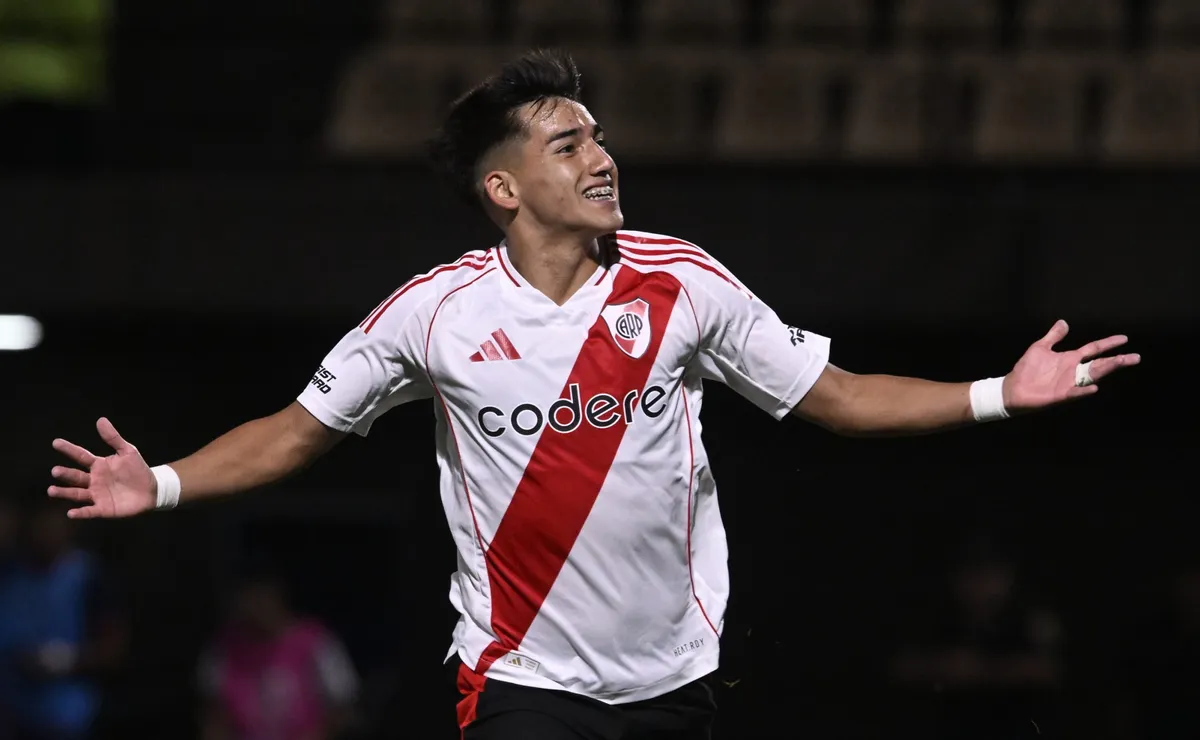 Ian Subiabre viene de ser figura en el Sudamericano.