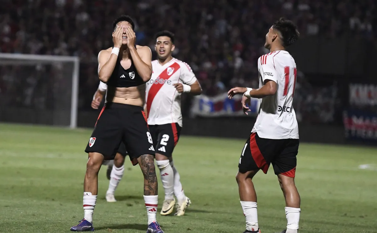 El festejo de Tobías Leiva en el 2-0. Foto: LPM / Diego Haliasz.