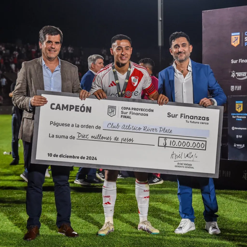 El cheque que se llevó River tras ser campeón.