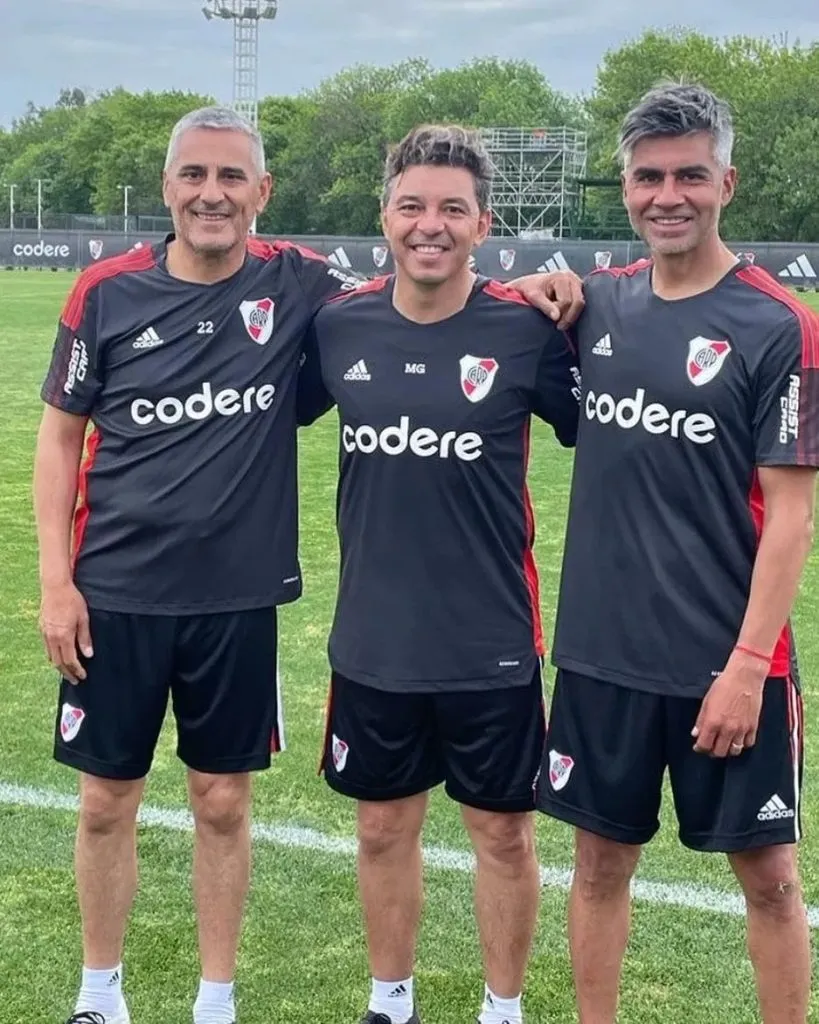 Marcelo Escudero junto a Marcelo Gallardo.