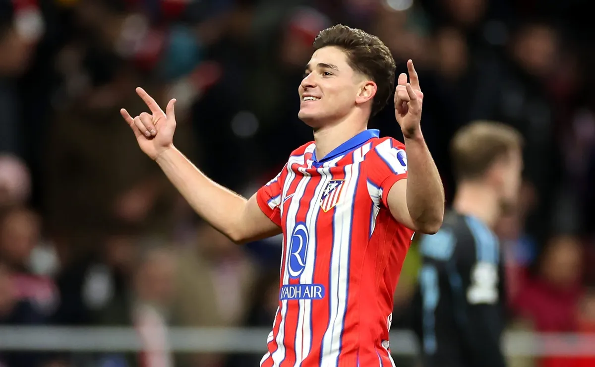 Julián Álvarez convirtió en la Champions.