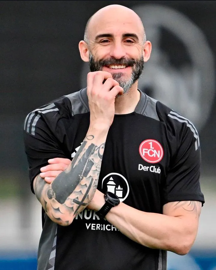 Javier Pinola, ayudante de campo de Miroslav Klose en el FC Nüremberg de Alemania.