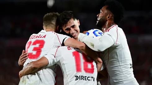 Pronósticos Racing vs River: el Millo busca cerrar el año con una alegría en el clásico