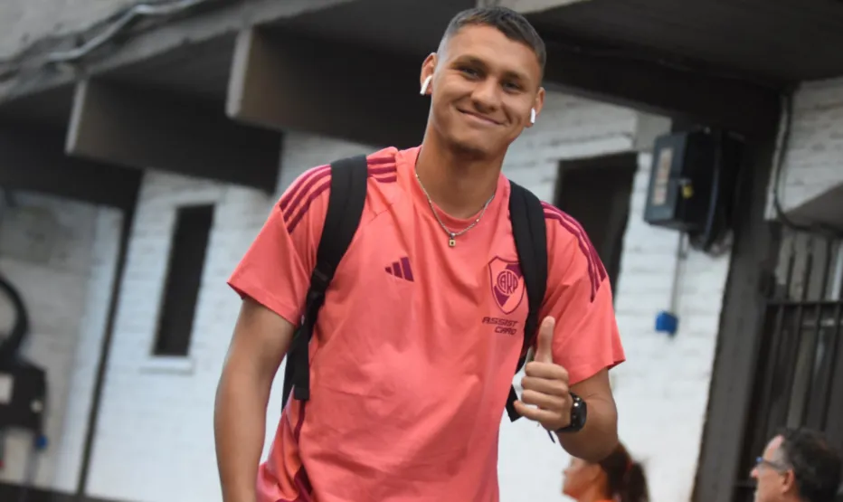 Lucas Lavagnino deja River para irse a préstamo a Independiente por 18 meses.