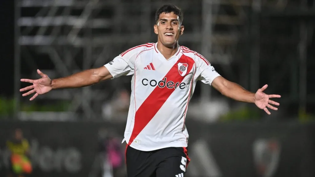 Gimnasia y Aldosivi se disputan a Nasif (Foto Prensa CARP).