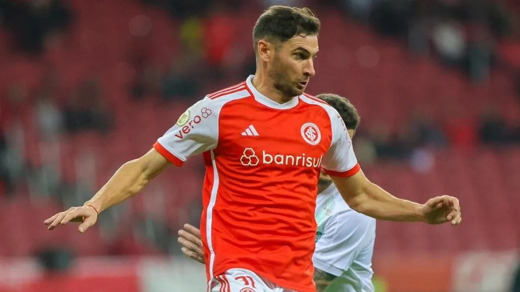 Alario se acerca a Nacional de Uruguay tras su paso por Inter.