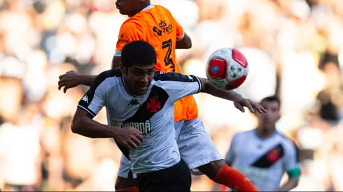 Robert Rojas se irá a Paraguay.