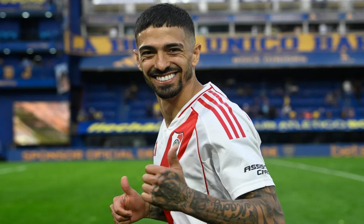 Lanzini tiene chances de ser titular.
