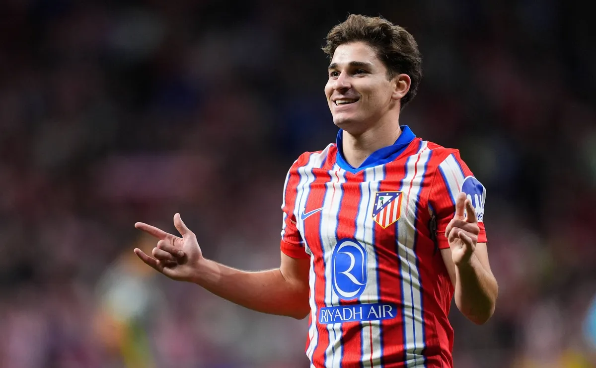Julián Álvarez es el goleador del Atlético Madrid en la Copa del Rey con tres tantos en dos partidos.