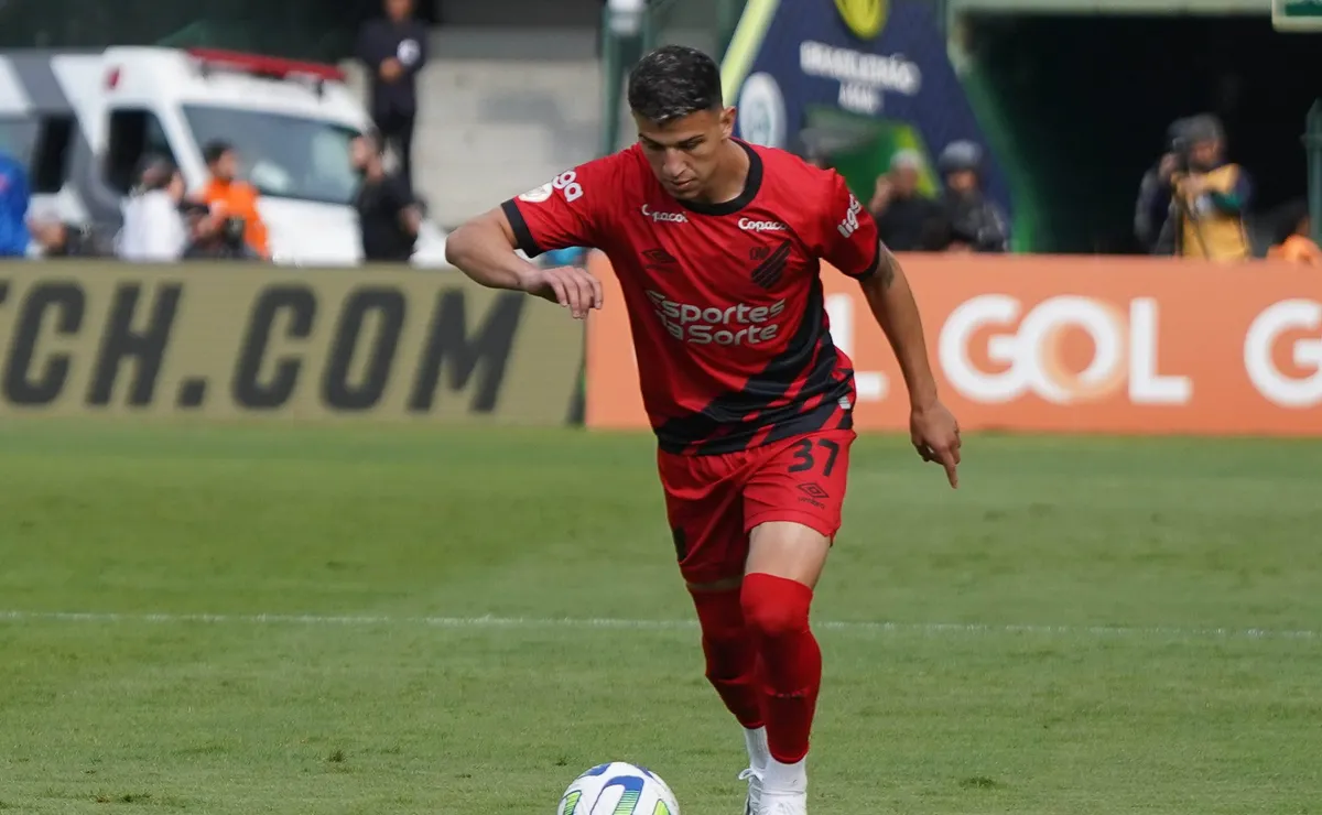Lucas Esquivel, cada vez más cerca del llegar a River.