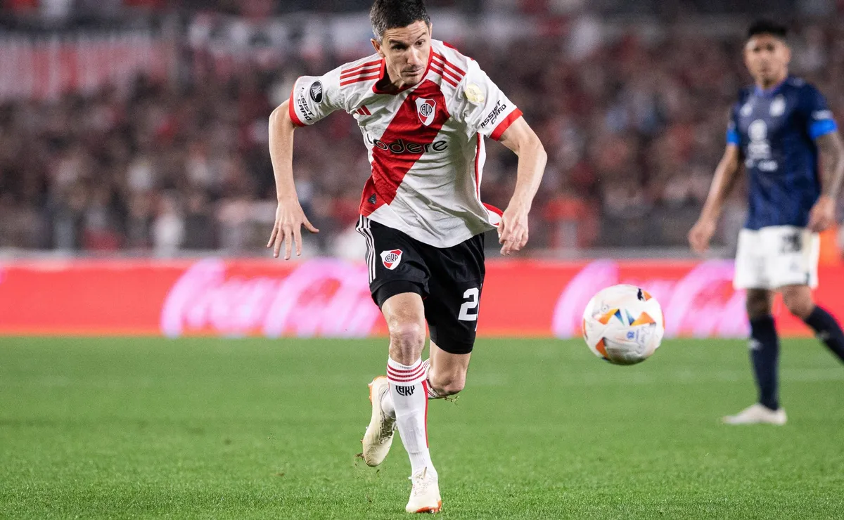 Nacho Fernández, en principio, quiere quedarse en River a cumplir su contrato.