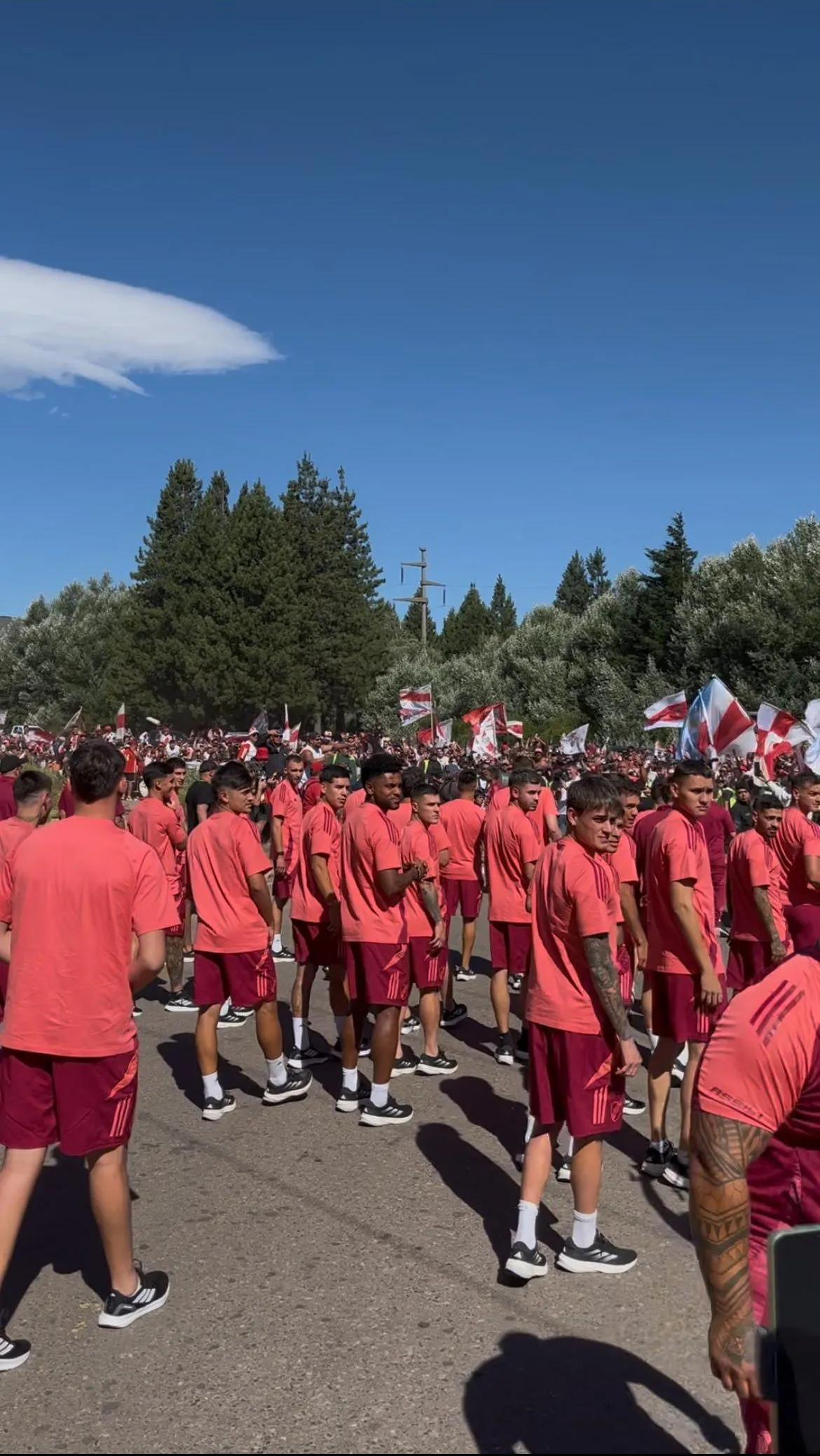 El momento de la salida de los jugadores.