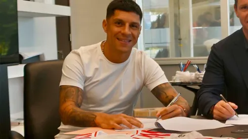 Enzo Pérez empezó a desarrollar su tarea como líder.