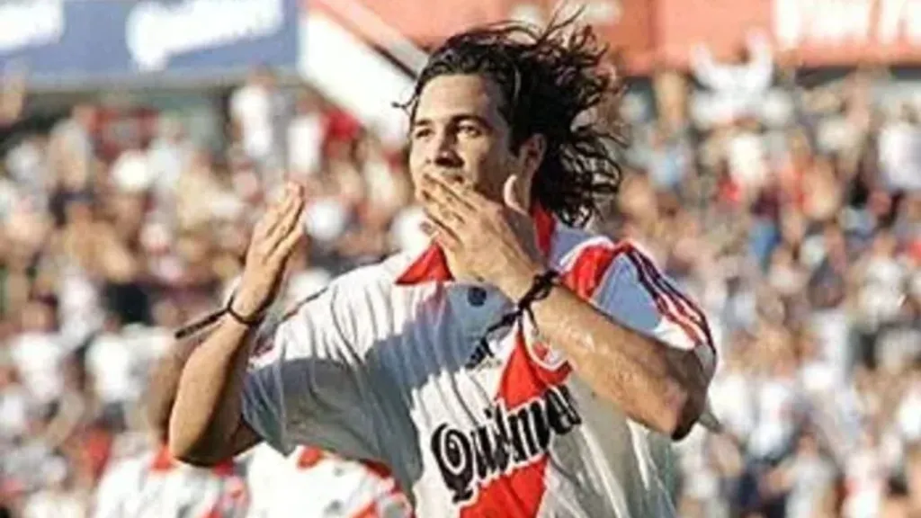 Cristian Castillo hizo 17 goles en 50 partidos en River.