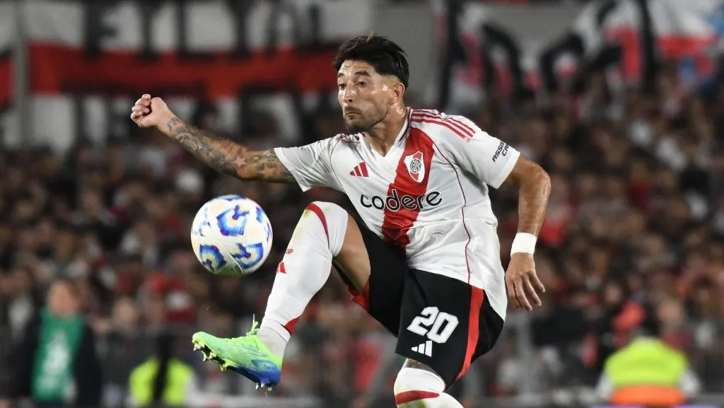 Milton volvió a sumar minutos ante Independiente y se ganó el reconocimiento de la gente una vez más. (Foto: Getty).