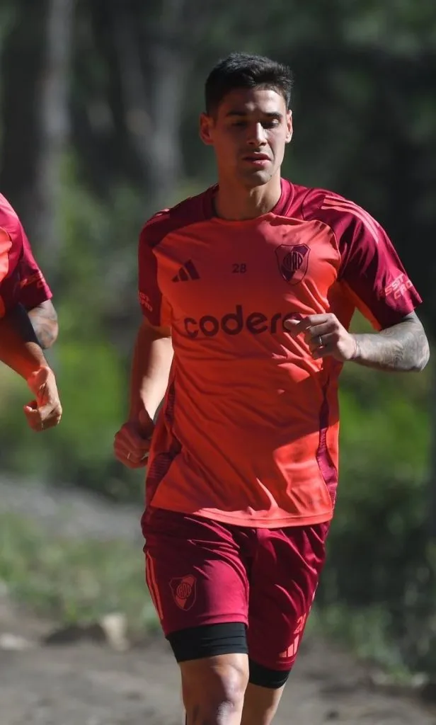El Chino ya se entrena con la 28 (River prensa)