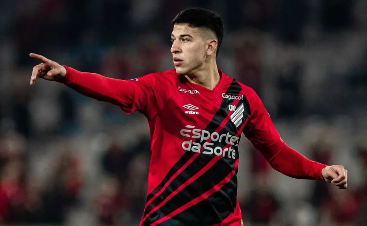 Lucas Esquivel no volvió a jugar con Paranense.