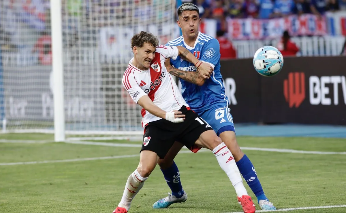 River venció por 2 a 1 a la U de Chile en el primer amistoso de pretemporada.