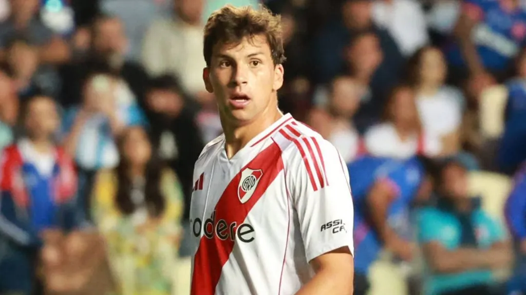 Gonzalo Tapia podría irse ante la llegada de Maxi Salas.