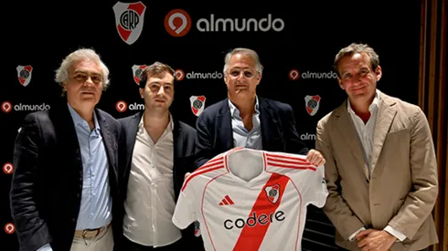 River se asoció con la empresa de viajes Almundo.