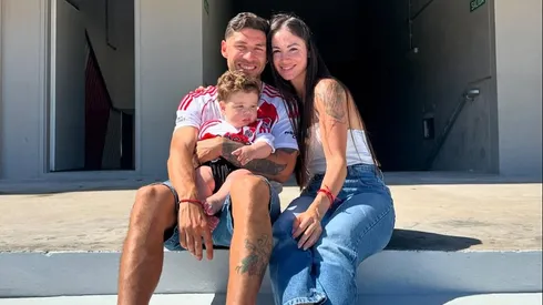 Montiel, su esposa y su hijo, en el Monumental (Foto: Instagram).