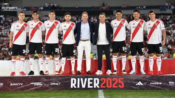 River presentó a sus refuerzos en el Monumental y Montiel se llevó todas las miradas.