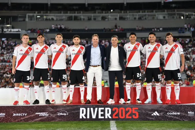 Gallardo y Brito junto a los refuerzos. (Getty)