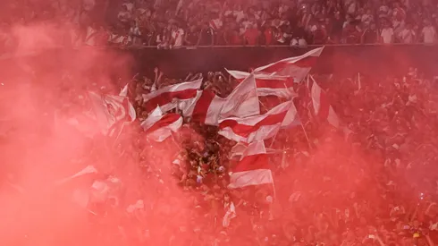 El hincha de River no conoce de límites y supera todos los niveles de fidelidad.