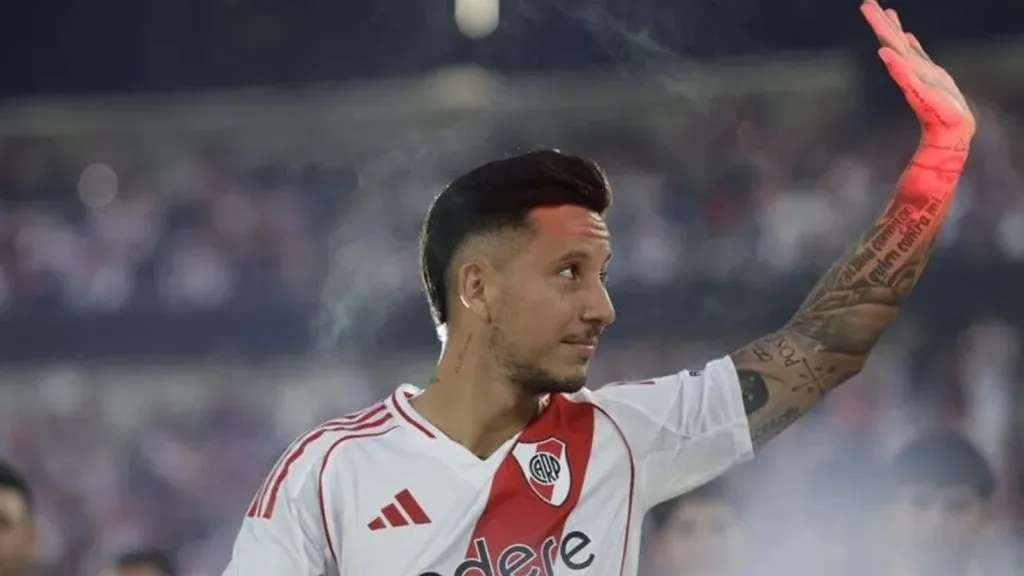 Seba Driussi jugó sus primeros minutos oficiales en River ante Instituto.
