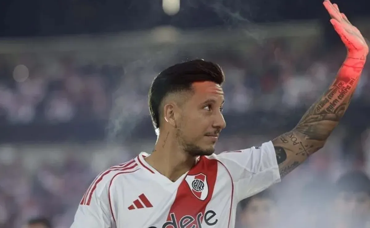 Seba Driussi jugó sus primeros minutos oficiales en River ante Instituto.