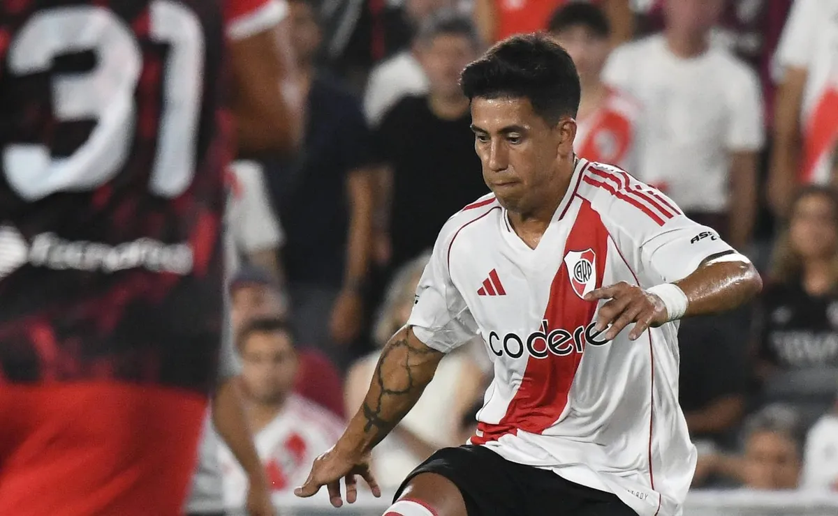 Maxi Meza vs. Instituto.