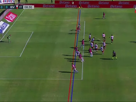 VIDEO | El VAR salvó a River de un insólito gol en contra ante San Lorenzo