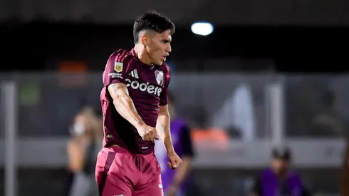 Rojas suma apenas 44 minutos en River.