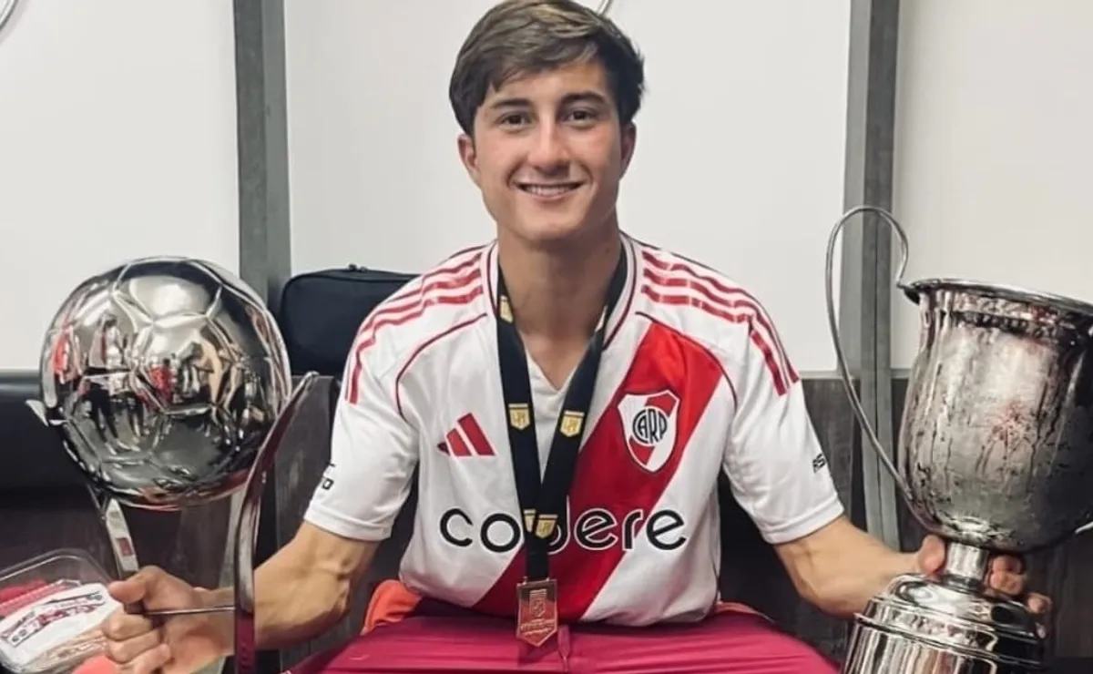 Agustín De la Cuesta fue convocado por Marcelo Gallardo.