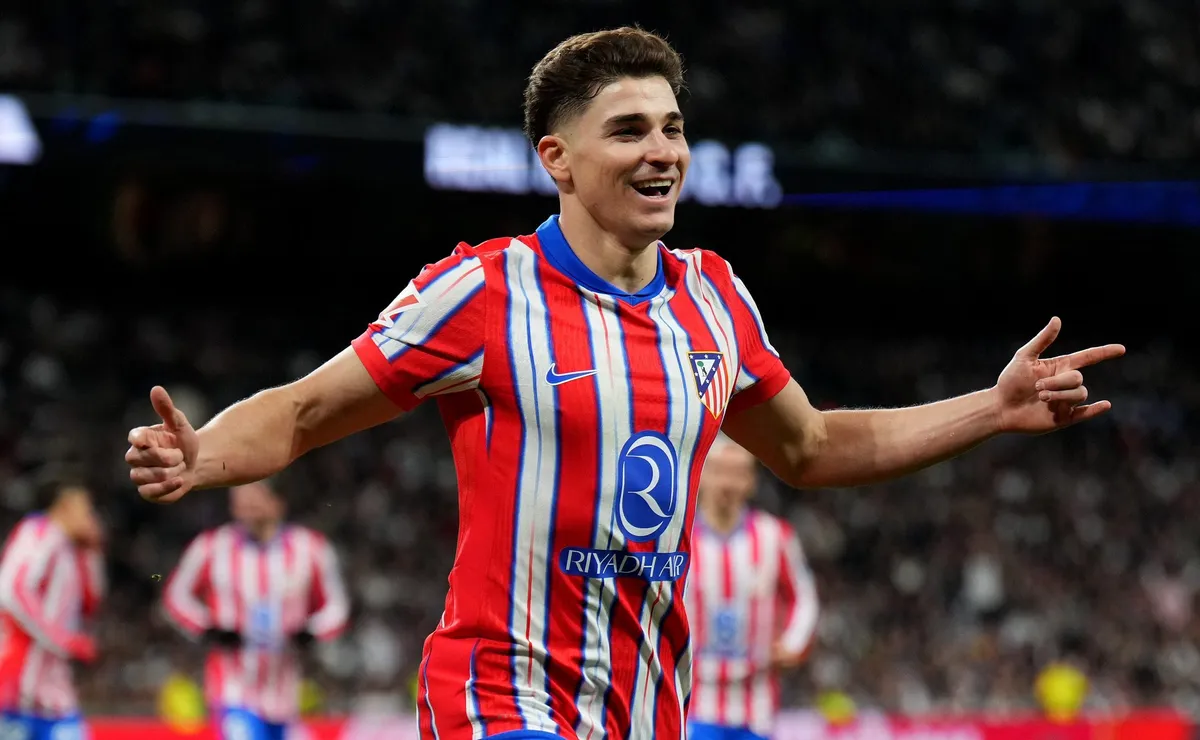 Julián Álvarez sigue atravesando un presente sensacional.