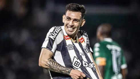 Gonzalo Escobar, otra opción para el lateral izquierdo.