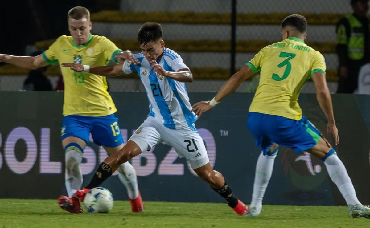 La formación de Argentina ante Brasil.