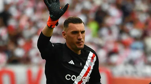 Agiganta su figura: Franco Armani, cada vez más cerca de otro récord histórico de River