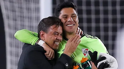 Enzo, capitán sin cinta y DT dentro del campo.