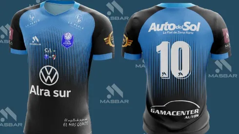 La camiseta especial de Ciudad Bolívar vs. River.