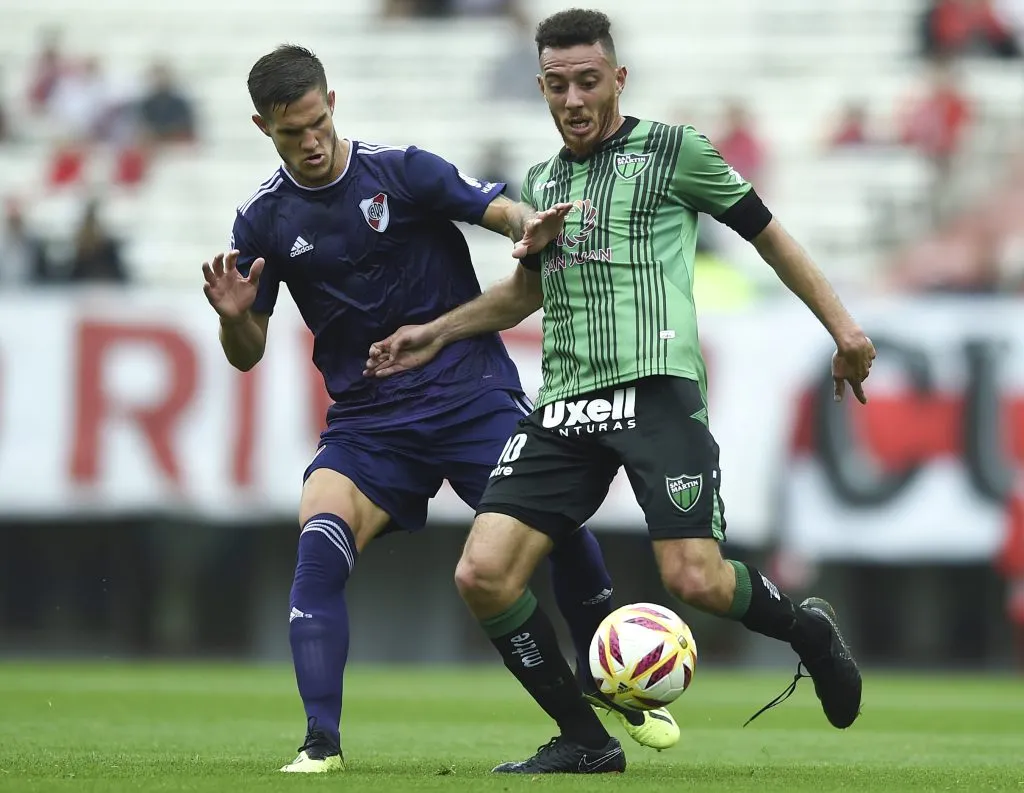Zuculini en el último partido entre River y San Martín de San Juan.