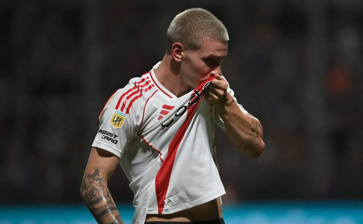 Mastantuono y sus tatuajes.