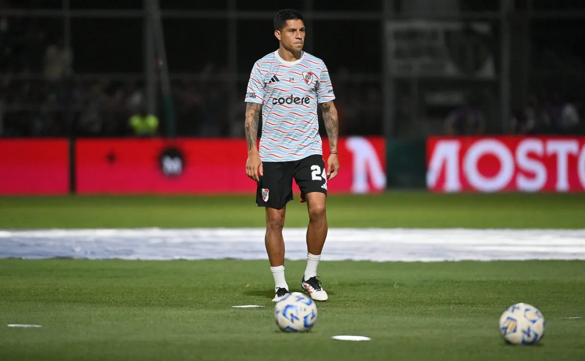 Enzo Pérez, en el precalentamiento en San Juan (Foto: Prensa CARP).