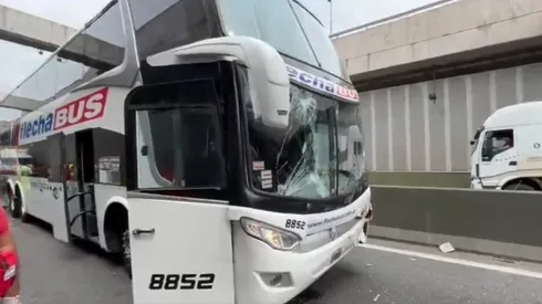 Un micro que transladaba juveniles de River sufrio un accidente de transito