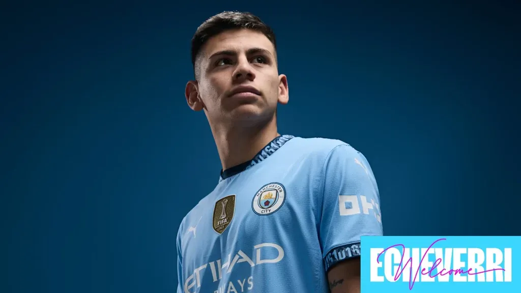 Primeras imagenes de Echeverri en Manchester. (Prensa M. City)