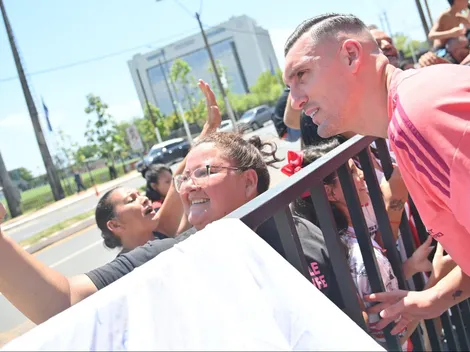 VIDEOS | El lindo gesto de los jugadores con los hinchas de River en Paraguay