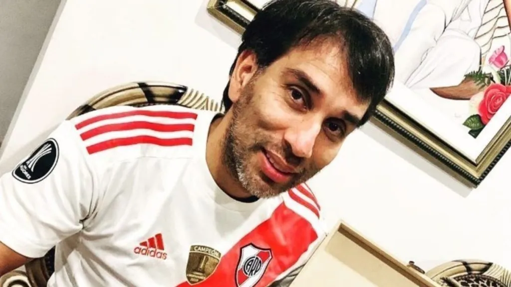 Pipino Cuevas siempre habla de River.