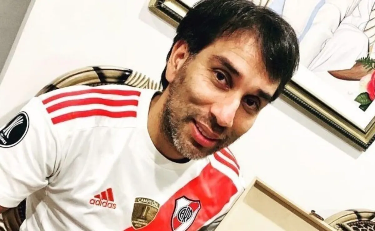 Pipino Cuevas siempre habla de River.